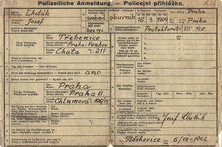 Policejn pihlka  r.1942
